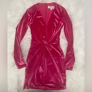 Dress the population bright fuchsia mini dress